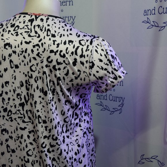 Peasant Blouse with Empire Waist, Floral & Animal Print Size 3X - Picture 8 of 14